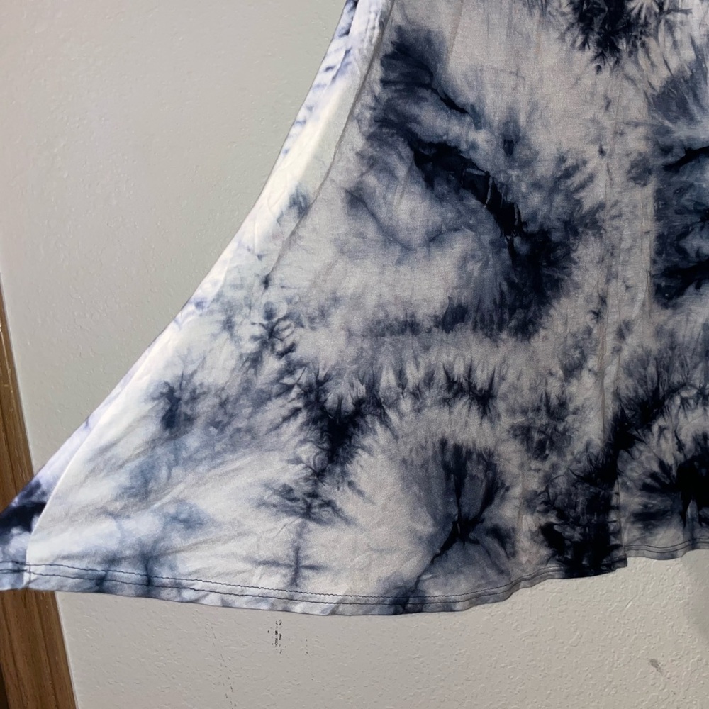 Olivia Rae Tye Dye Midi Dress - Picture 3 of 5